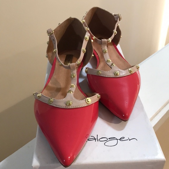 Halogen Shoes - NIB never worn Halogen studded pink flats size 9